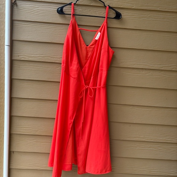 Sophie Rue Dresses & Skirts - Sophie Rue Red Orange Wrap Dress Size Large